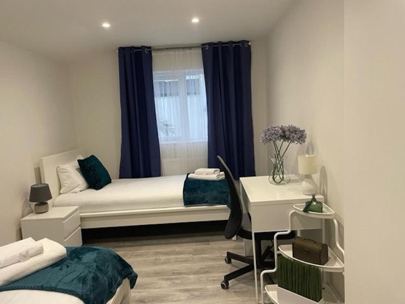 2 Bedroom Serviced Apartment 런던 외부 사진